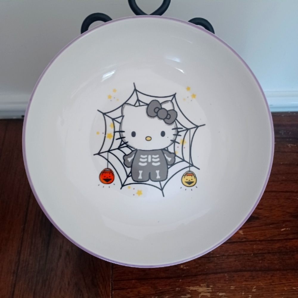 Hello kitty x Halloween Skeleton ceramic bowl BNWOT VHTF RARE